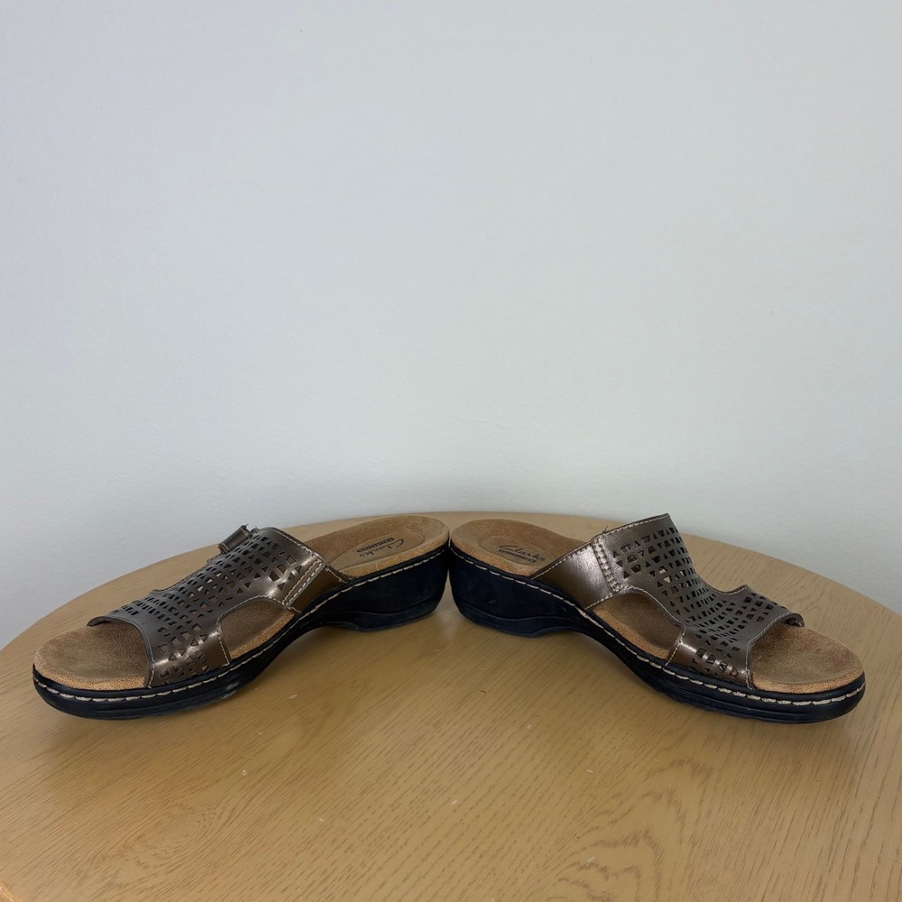 Clarks Wedge Hayla Samoa Slide Sandal Women's 8.5 Bronze Metallic Summer Comfort - Picture 3 of 7